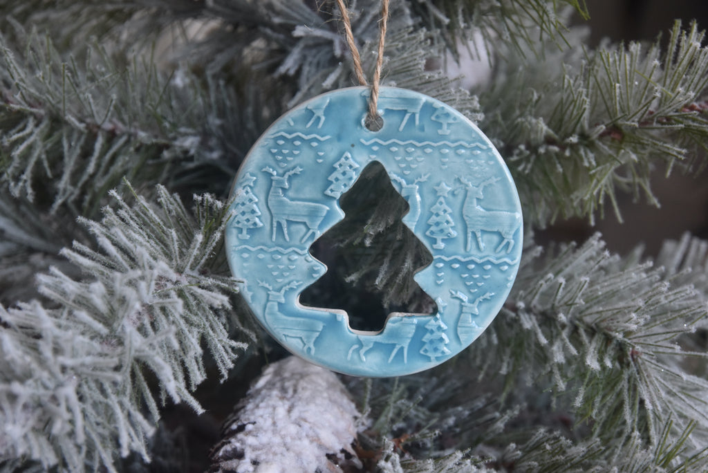 Classic Christmas Cutout Ornament | Tree