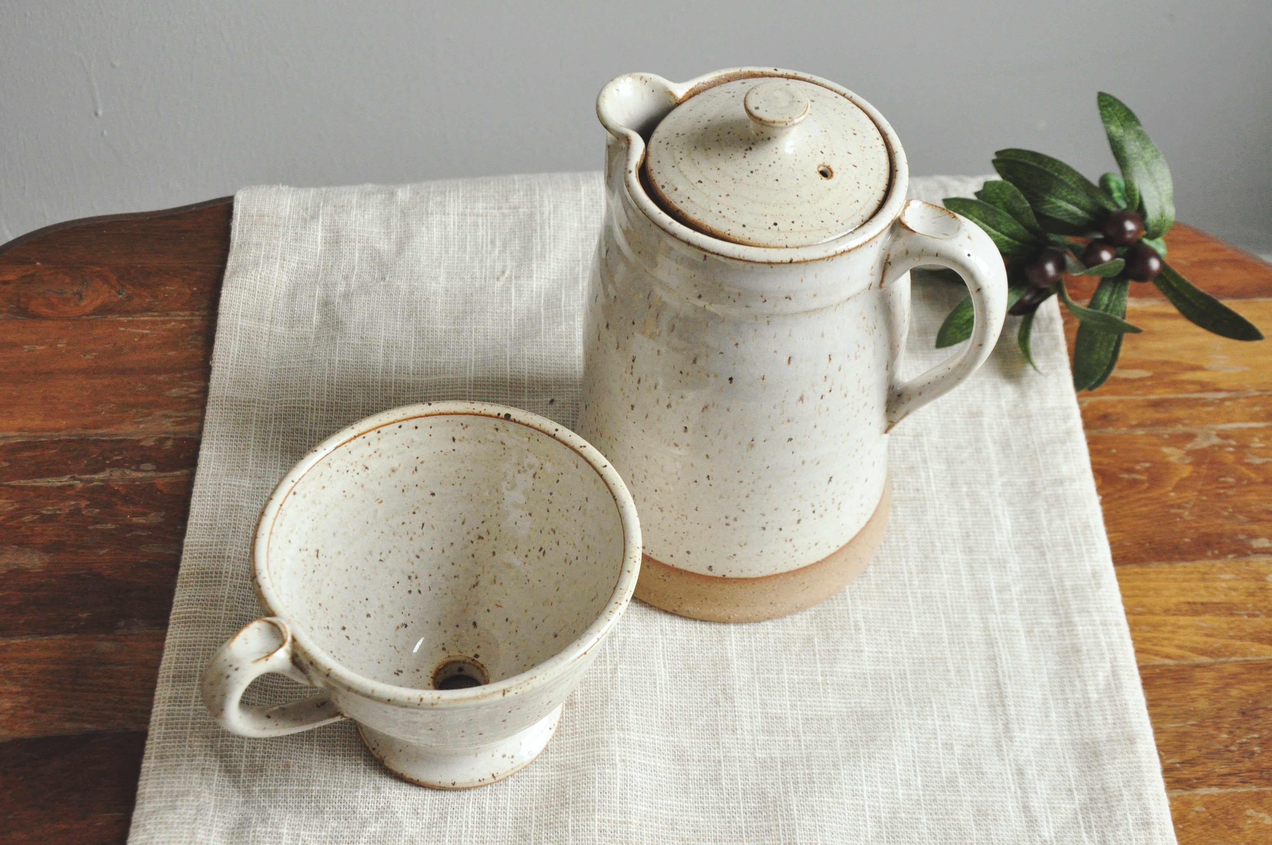 https://www.dirtysouthpottery.com/cdn/shop/products/CoffeePotSet2.jpg?v=1612386683